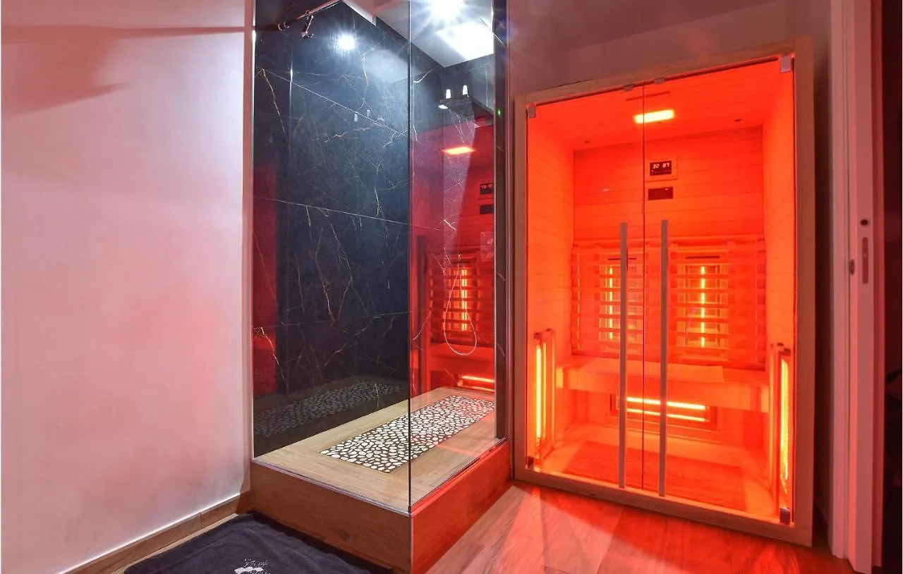 Дом отдыха Stunning Home In Catania With Sauna